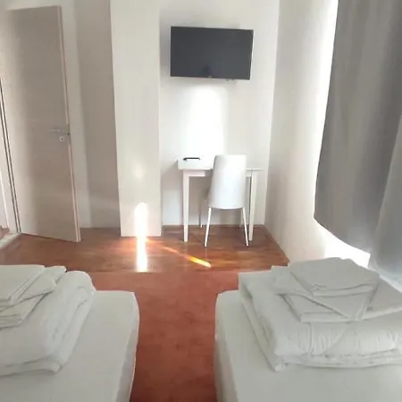 Miga Hotel Monfalcone 酒店 3*